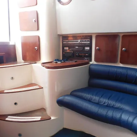 Botel F36 - Firebird *